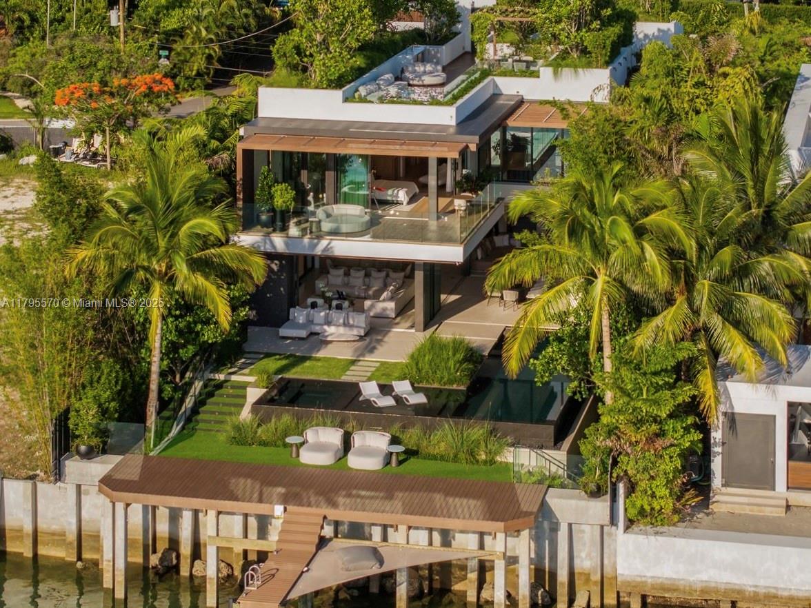 Property for Sale at 220 W Dilido Dr, Miami Beach, Miami-Dade County, Florida - Bedrooms: 5 
Bathrooms: 7  - $29,500,000