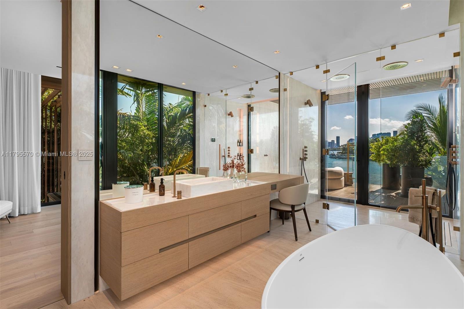 DI LIDO ISLAND - Residential