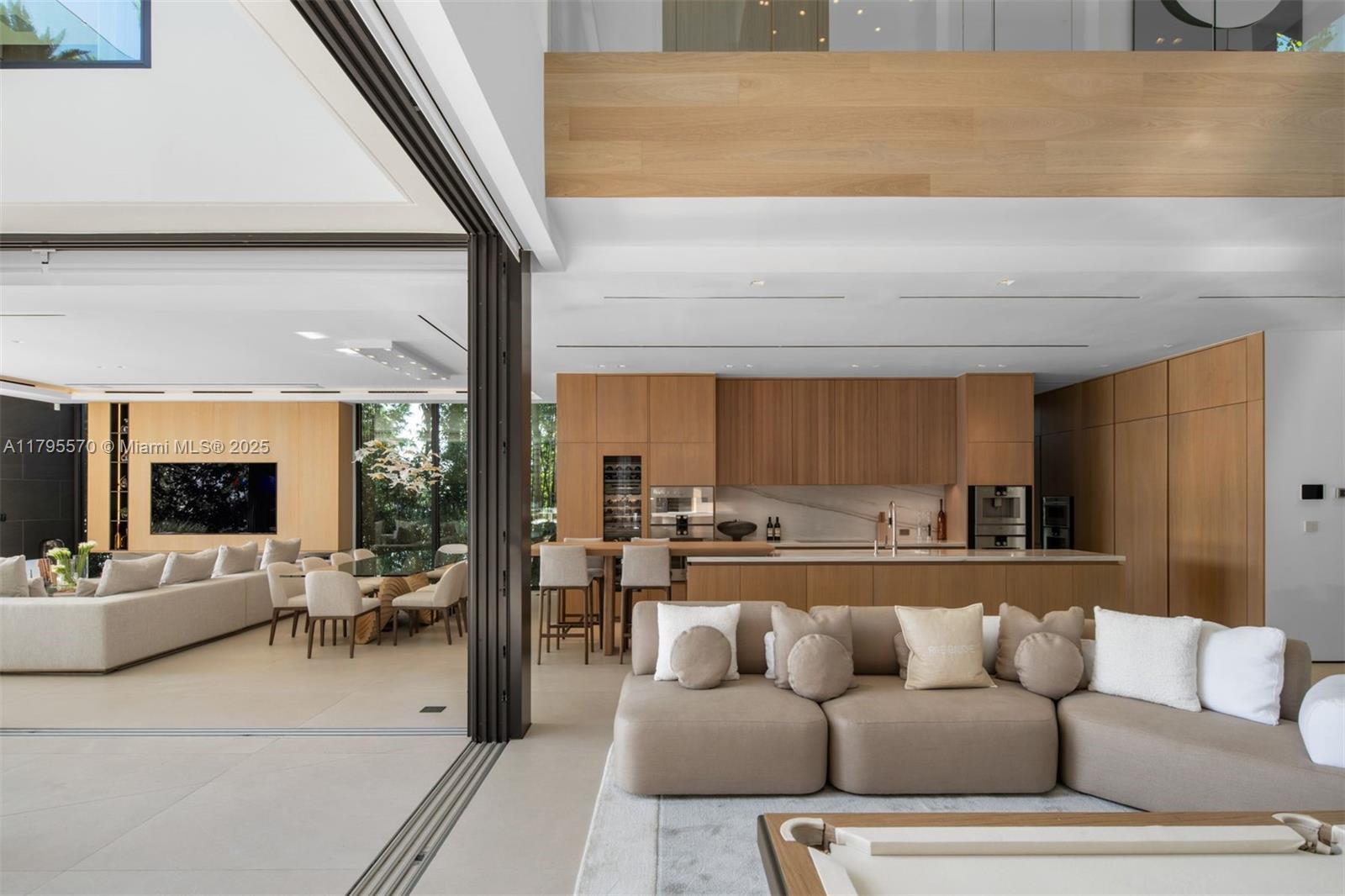 DI LIDO ISLAND - Residential