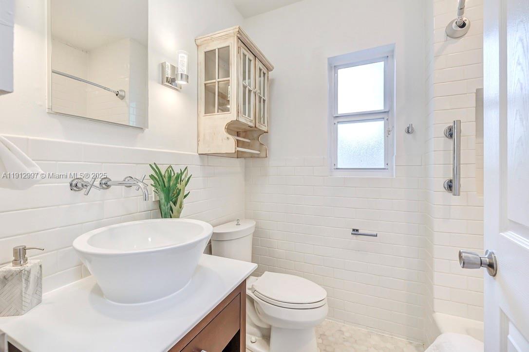 DUNNINGS MIAMI SHORES EXT - Residential