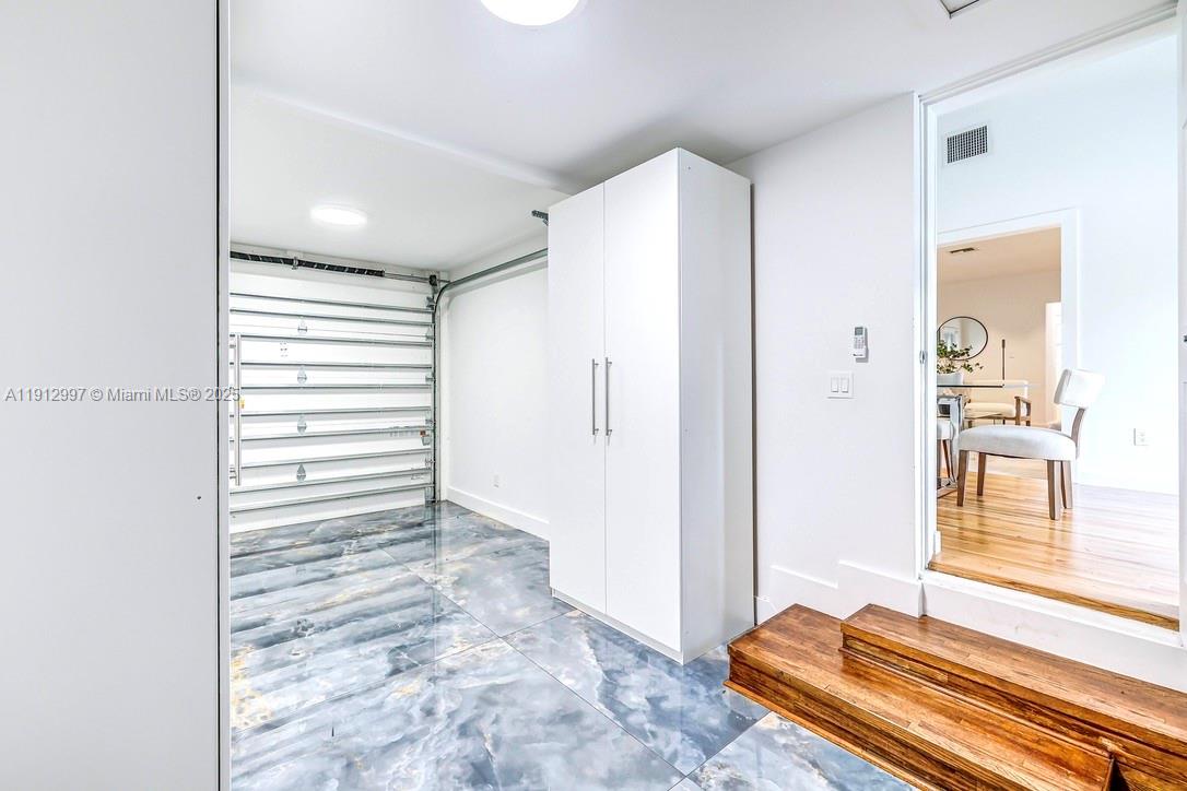 DUNNINGS MIAMI SHORES EXT - Residential