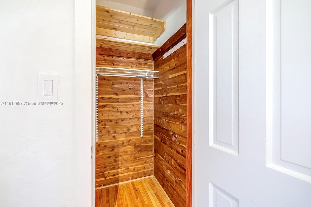 DUNNINGS MIAMI SHORES EXT - Residential