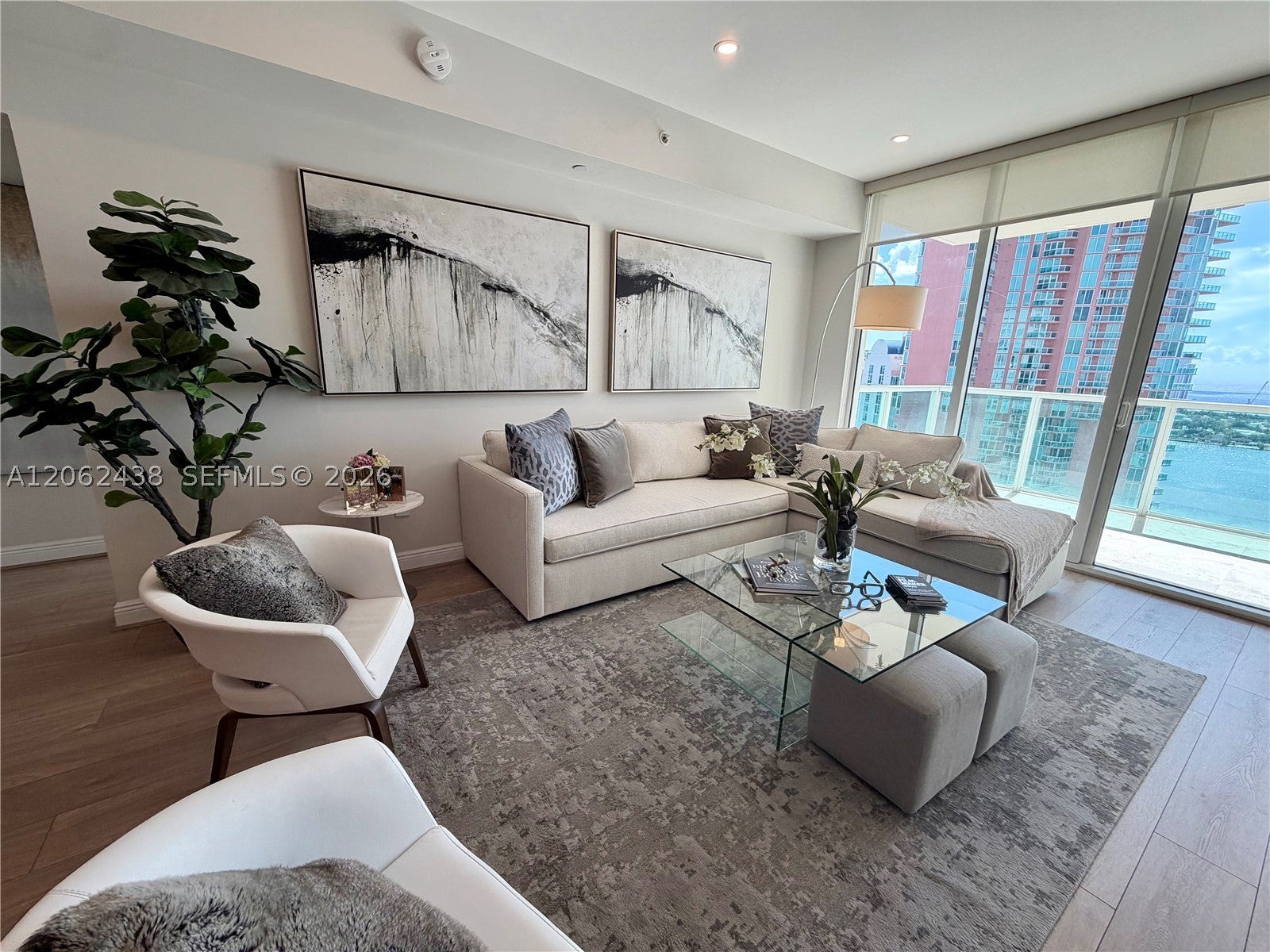 3330 NE 190th St 2711 - Image 1
