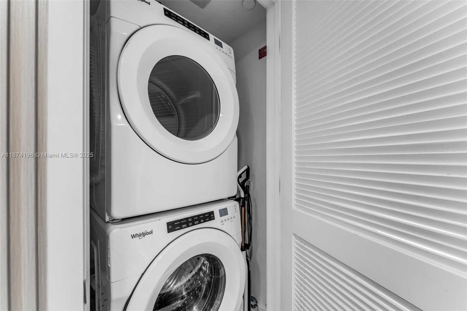 GALE / NATIIVO - Residential Lease