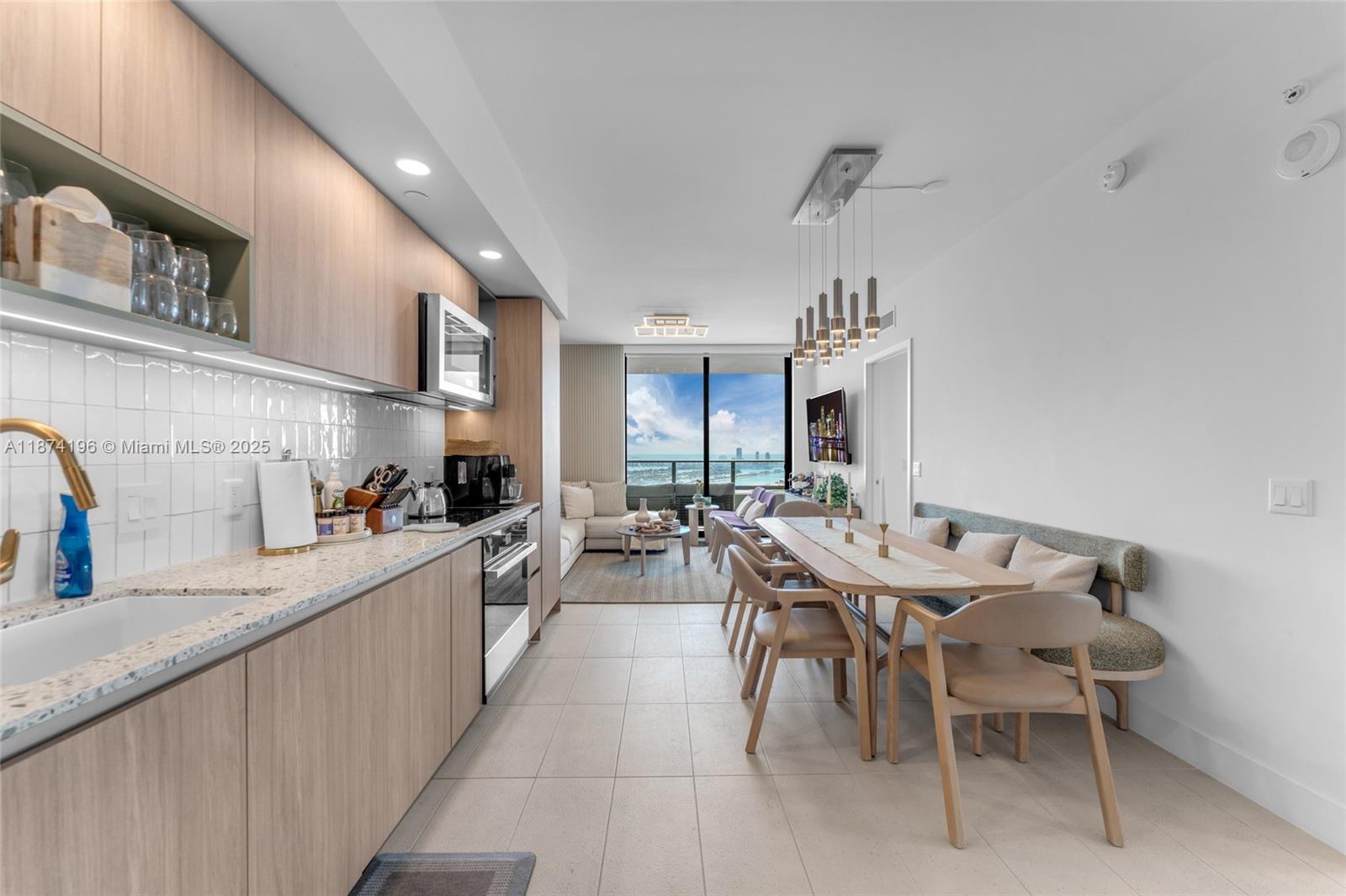 GALE / NATIIVO - Residential Lease