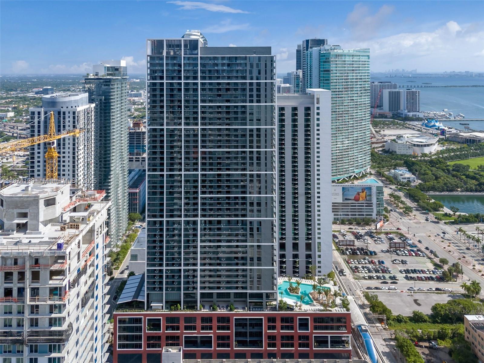 GALE / NATIIVO - Residential Lease