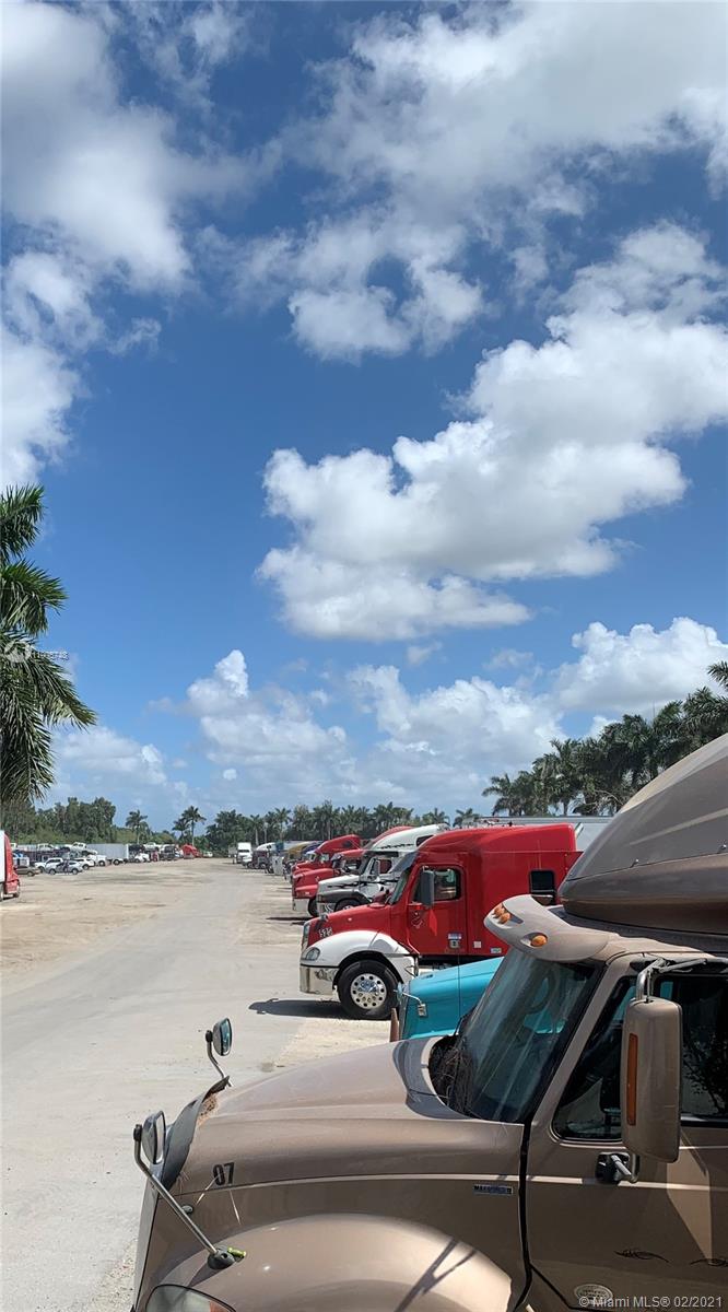 FLORIDA FRUIT LAND COMPAN - Commercial Sale