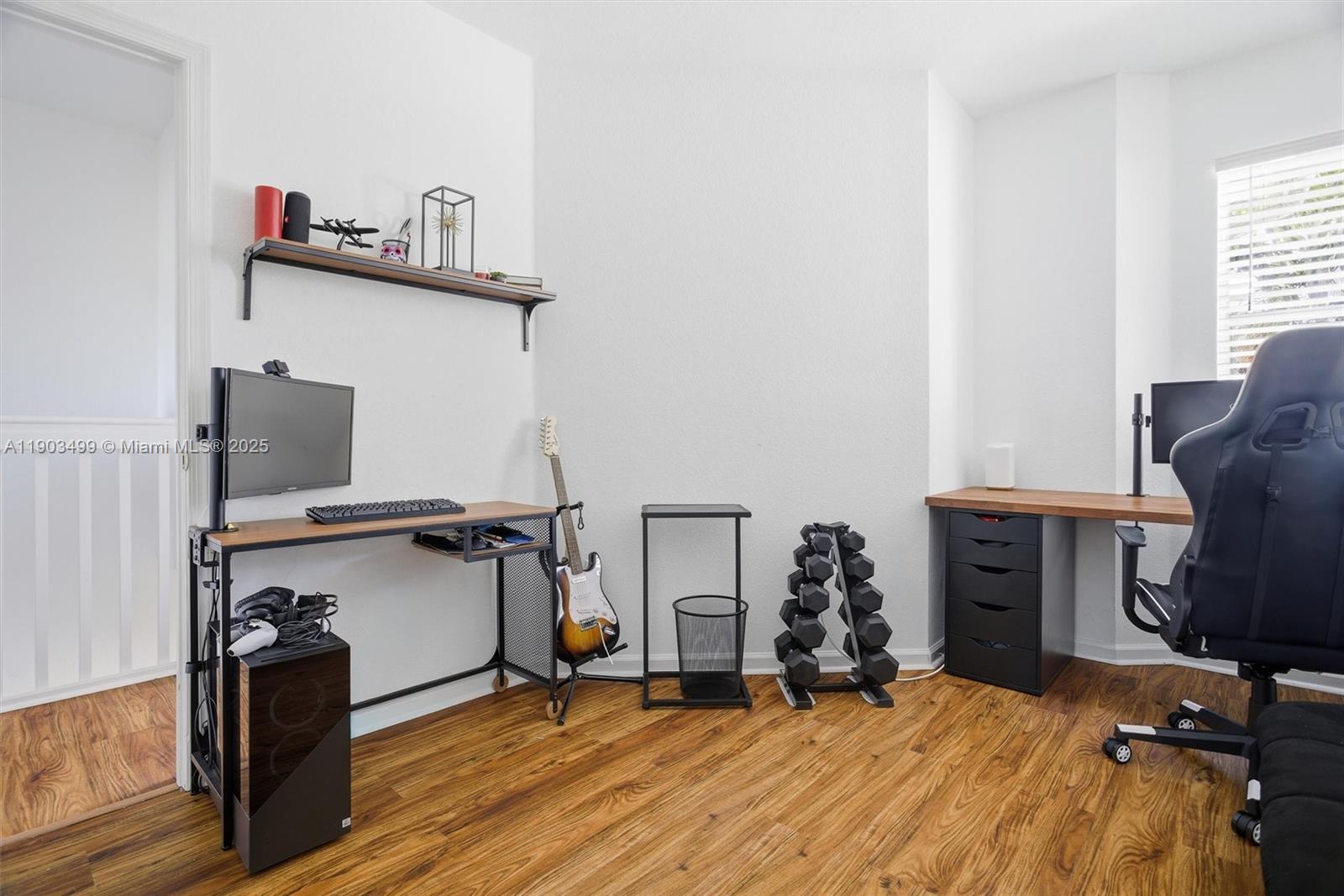 TUSCANY NO 4 CONDO - Residential