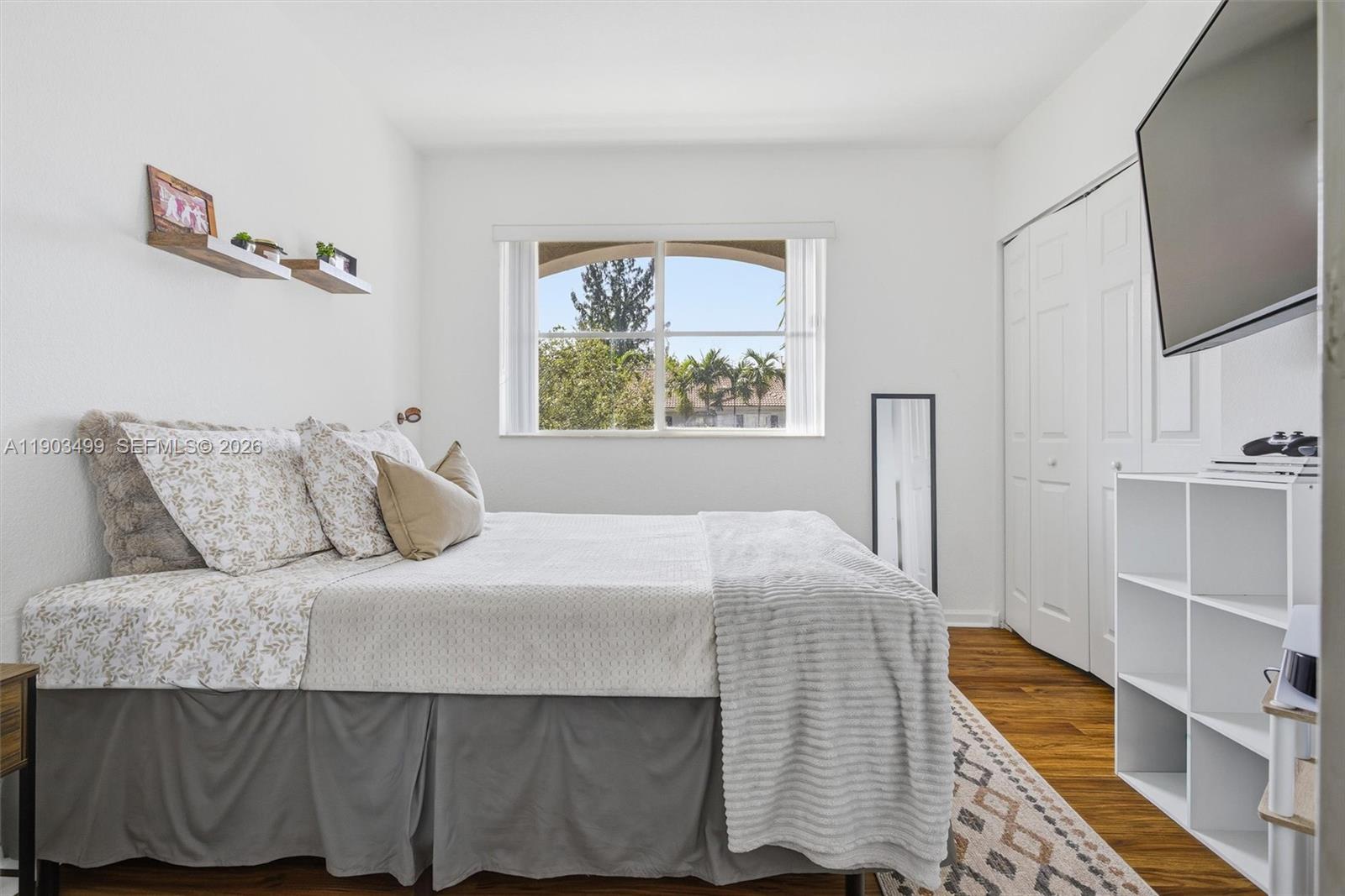 TUSCANY NO 4 CONDO - Residential