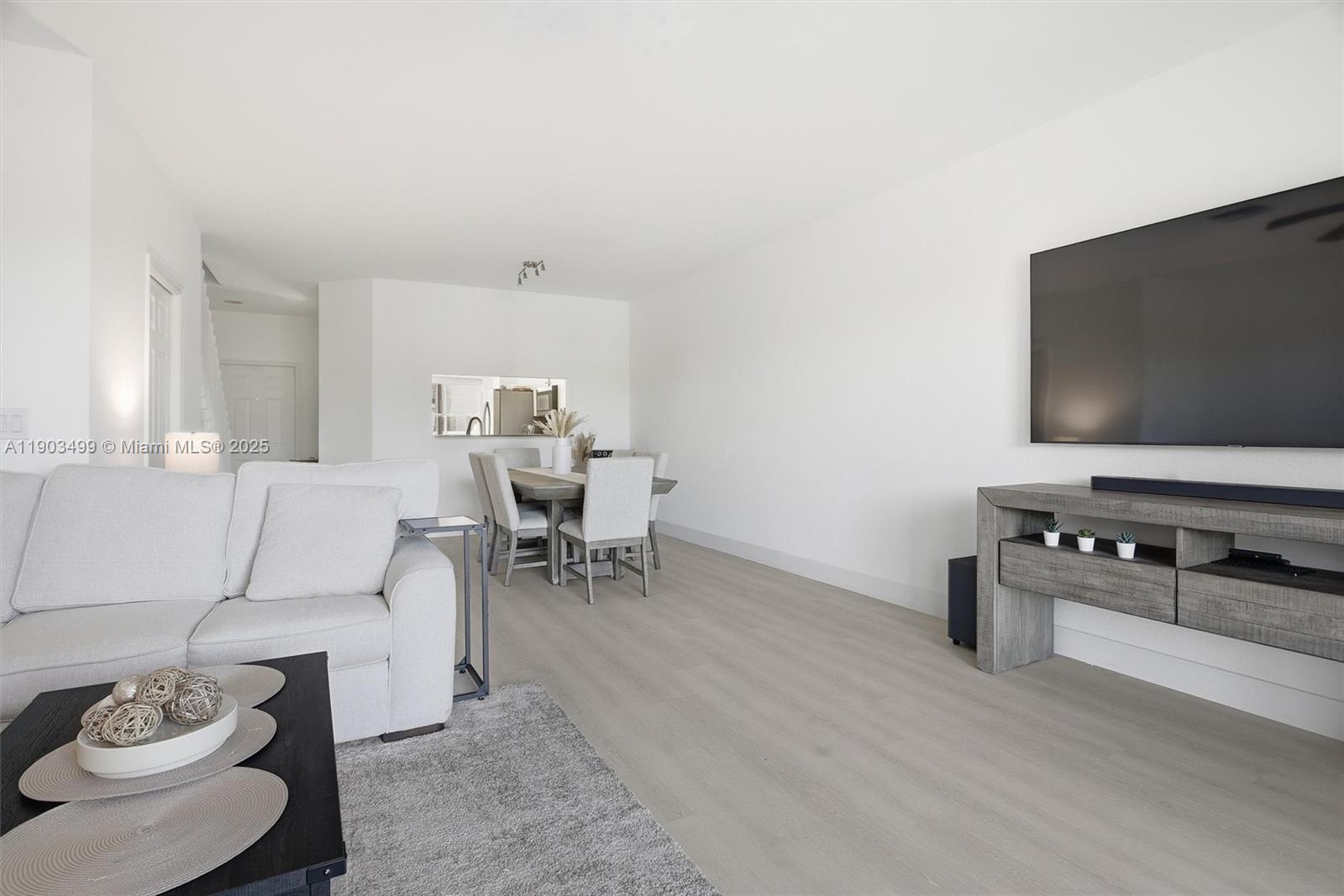 TUSCANY NO 4 CONDO - Residential