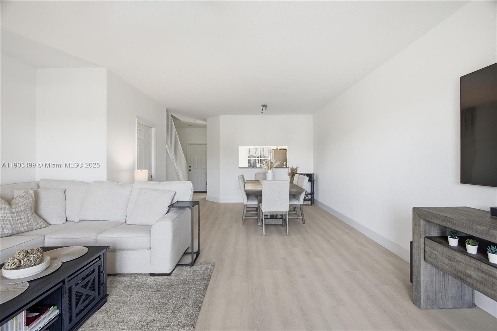 TUSCANY NO 4 CONDO - Residential