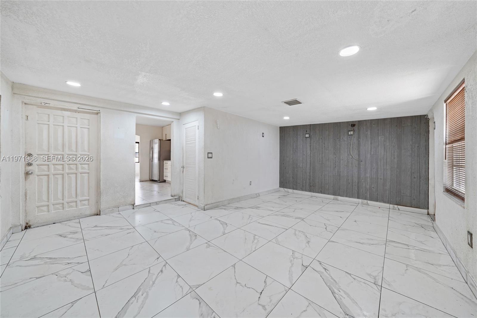 SUN-TAN VILLAGE SEC 2 - Residential