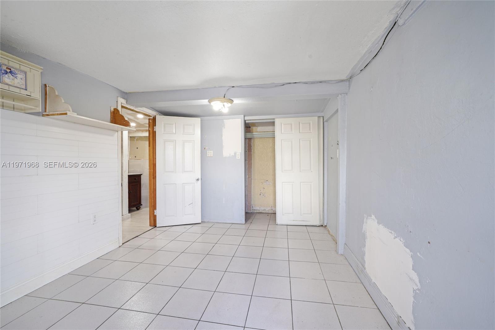 SUN-TAN VILLAGE SEC 2 - Residential