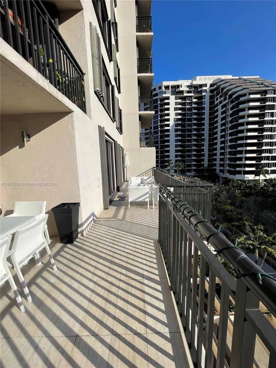 BRICKELL KEY II CONDO - Residential