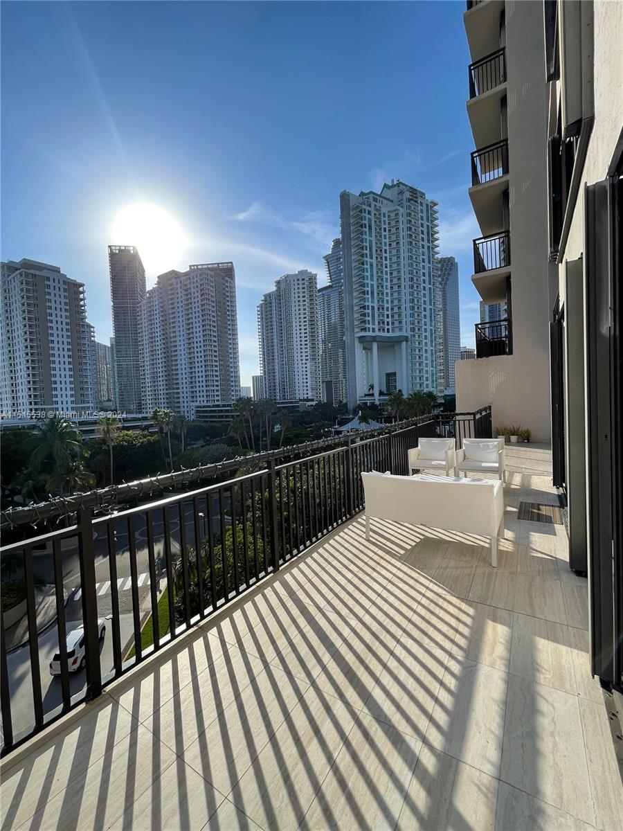 BRICKELL KEY II CONDO - Residential