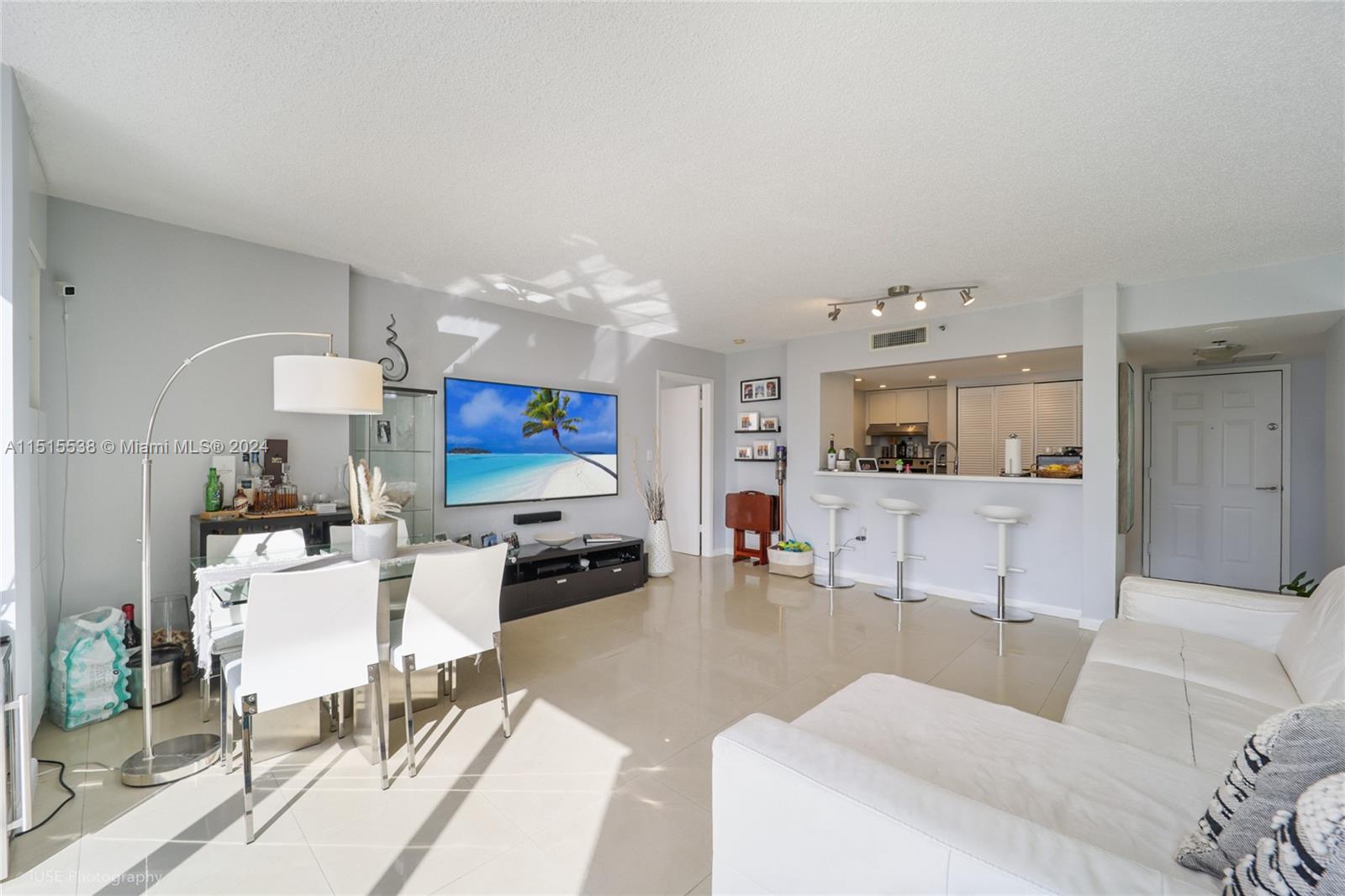 BRICKELL KEY II CONDO - Residential