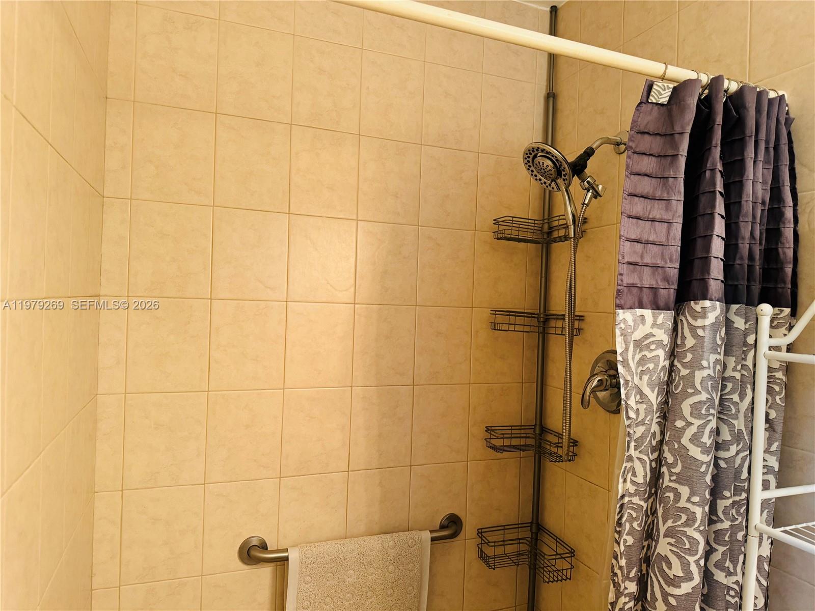 BOWMAN HEIGHTS - Residential