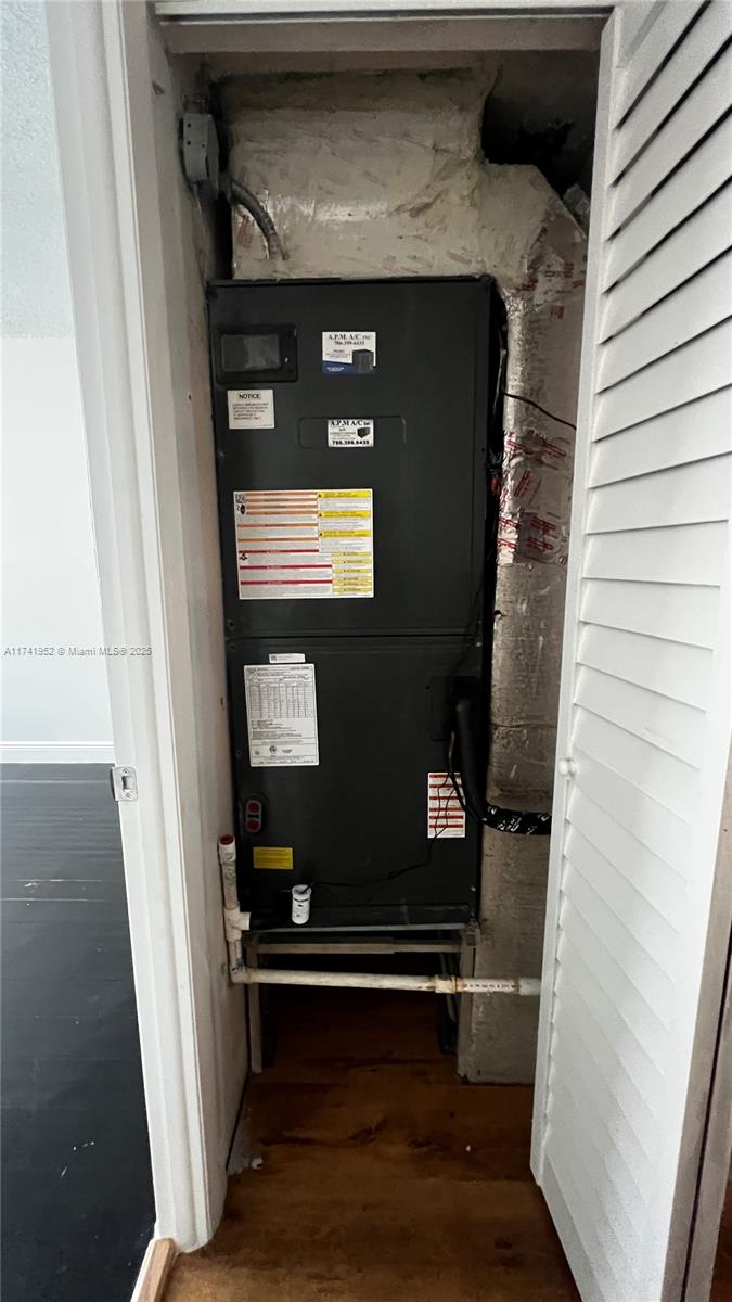 MANGO HILL CONDO NO 2 - Residential