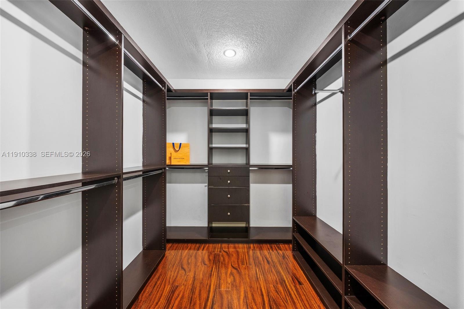 INDIAN CREEK SUB - Residential