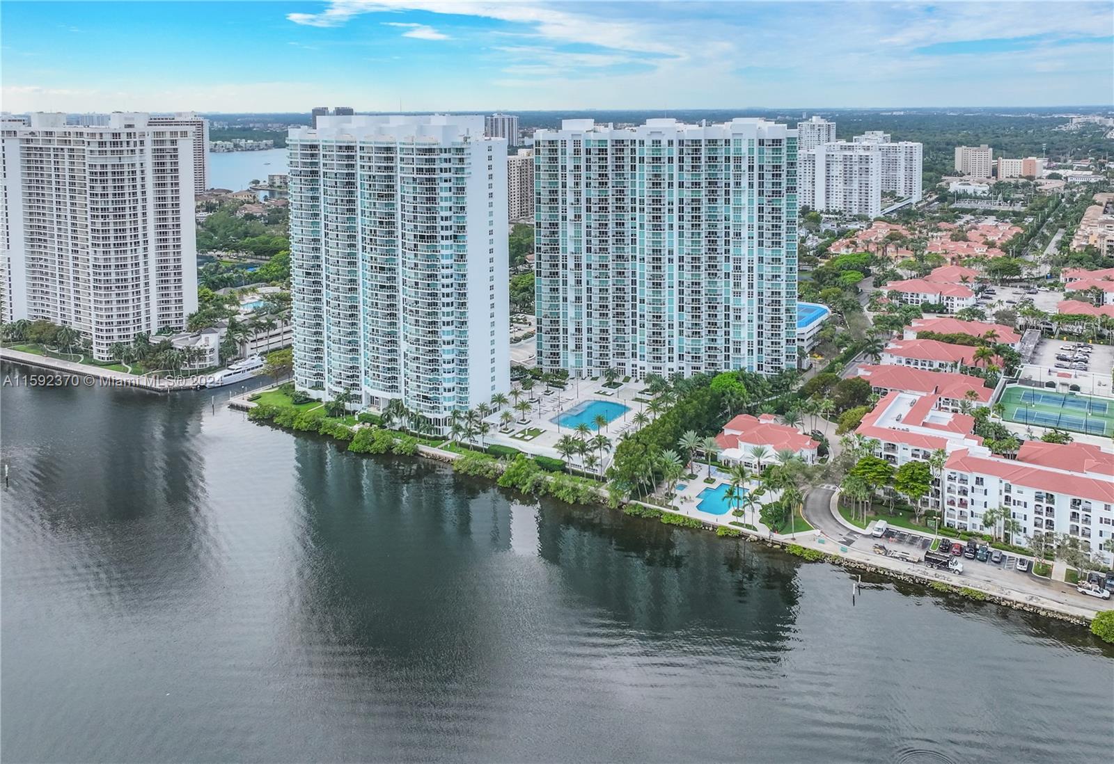 THE PENINSULA CONDO - Residential