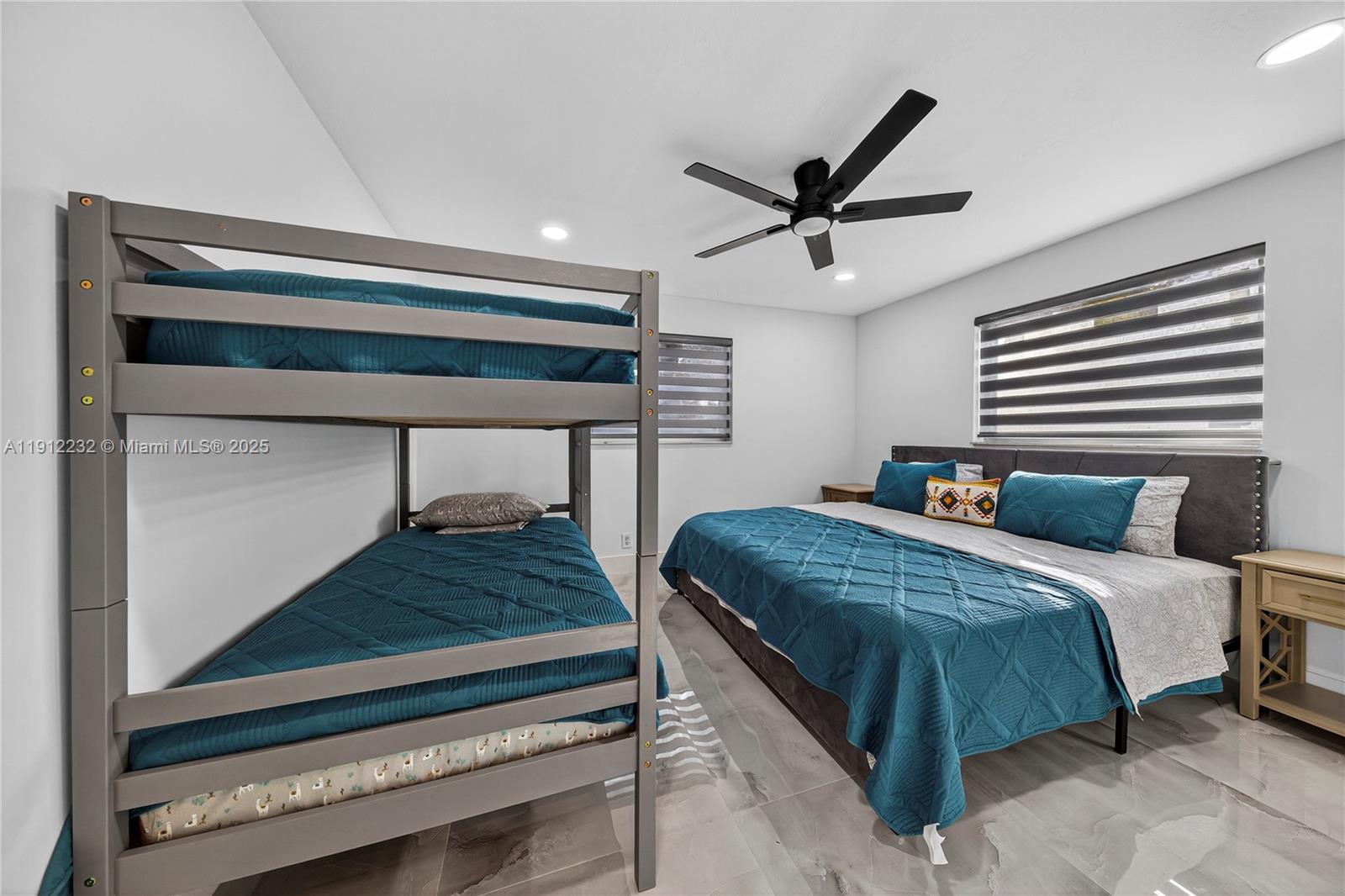 RIVERLAND VILLAGE SEC 1-R - Residential Lease