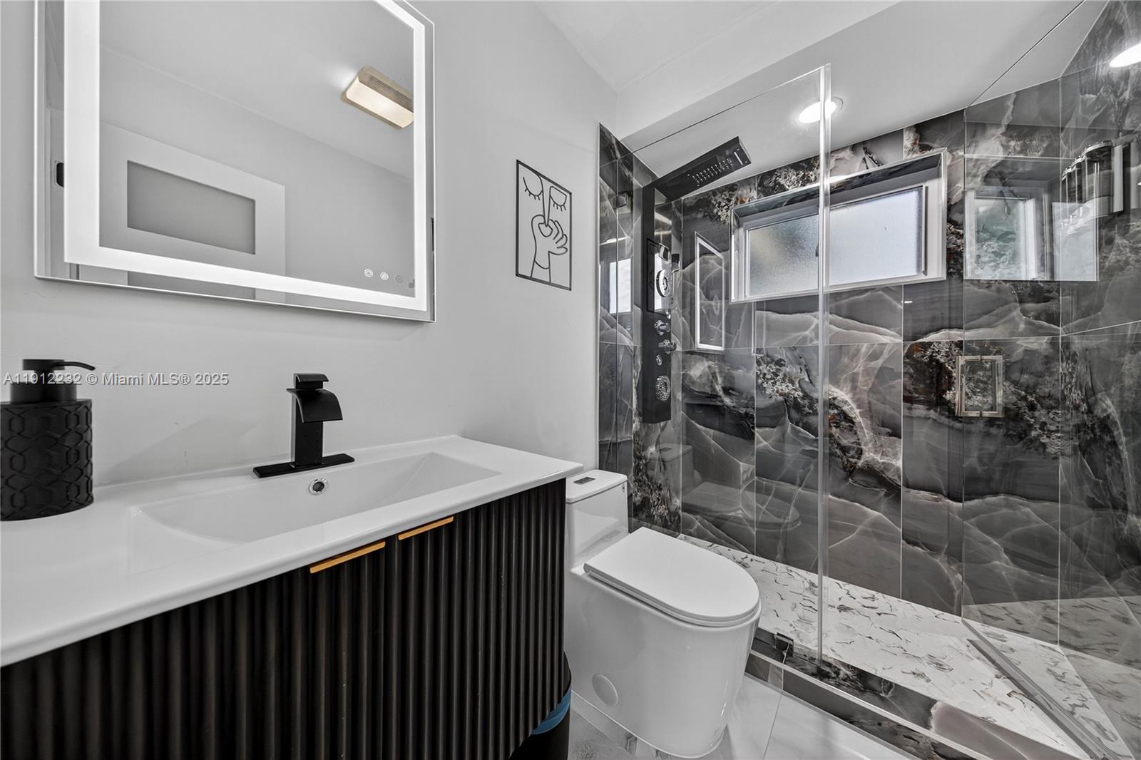 RIVERLAND VILLAGE SEC 1-R - Residential Lease