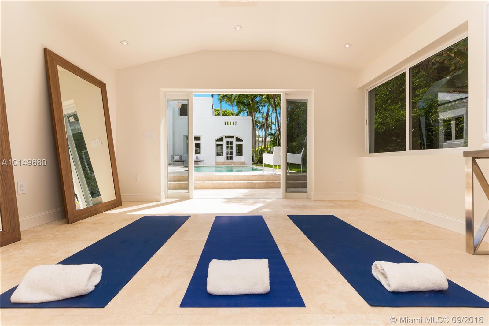 Sunset Islands Island 01 - Residential