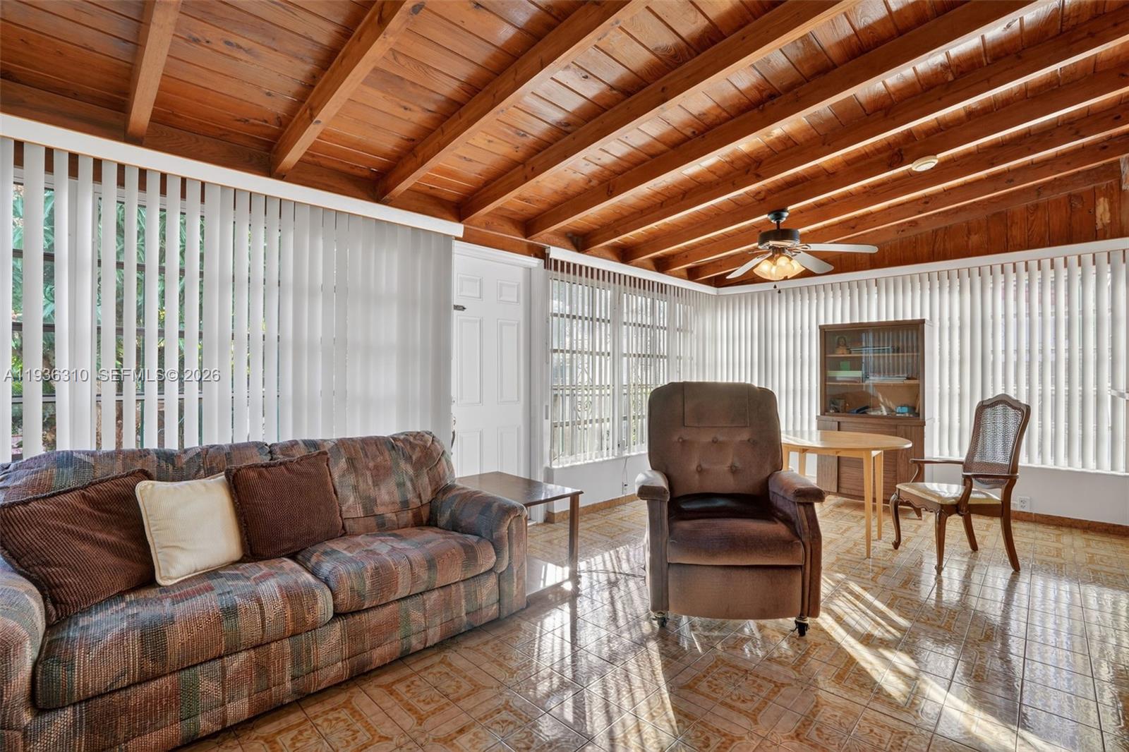 GRAPELAND - Residential