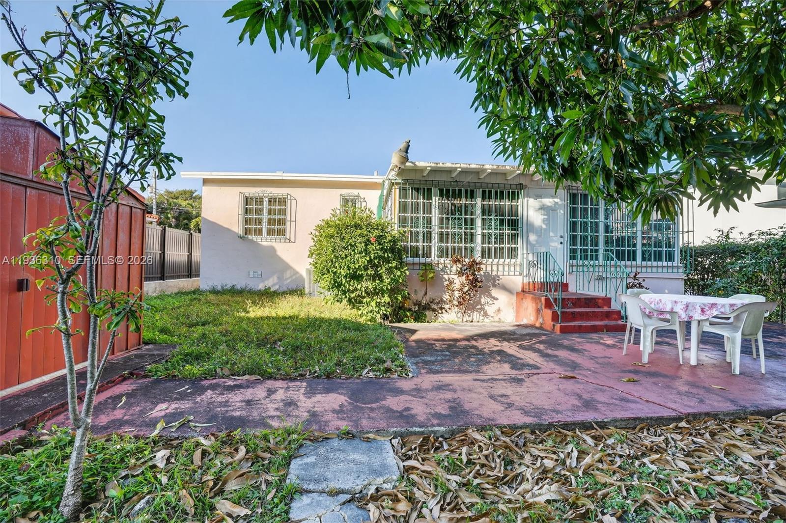 GRAPELAND - Residential