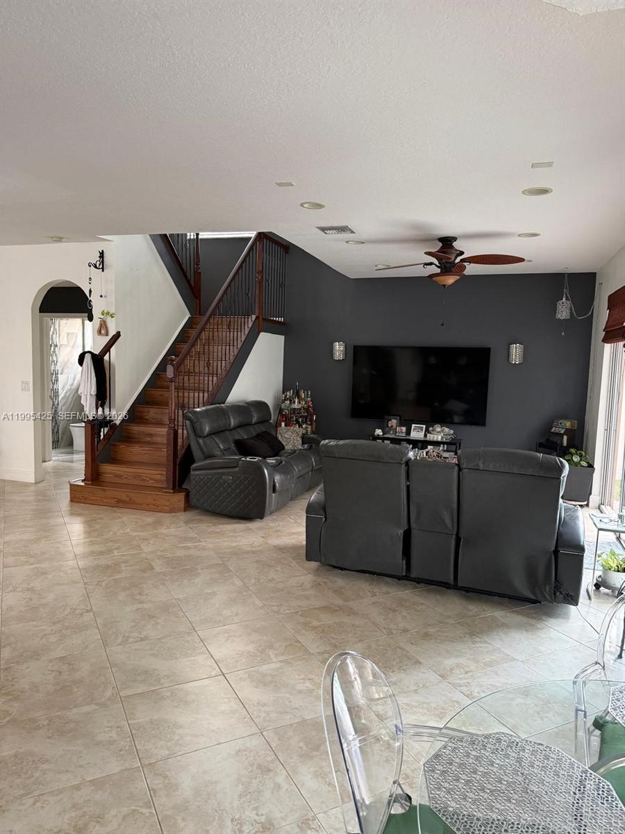 RIVIERA ISLES II - Residential