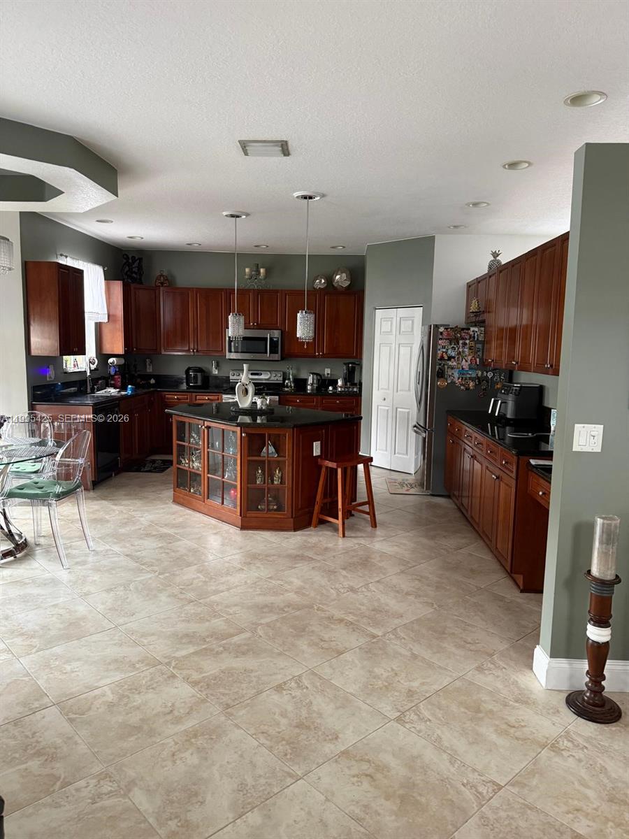 RIVIERA ISLES II - Residential