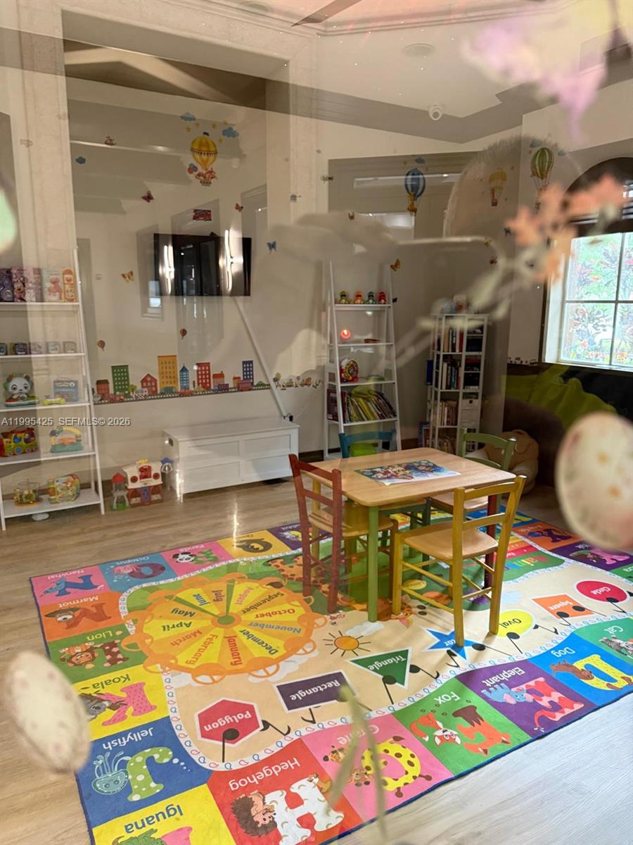 RIVIERA ISLES II - Residential