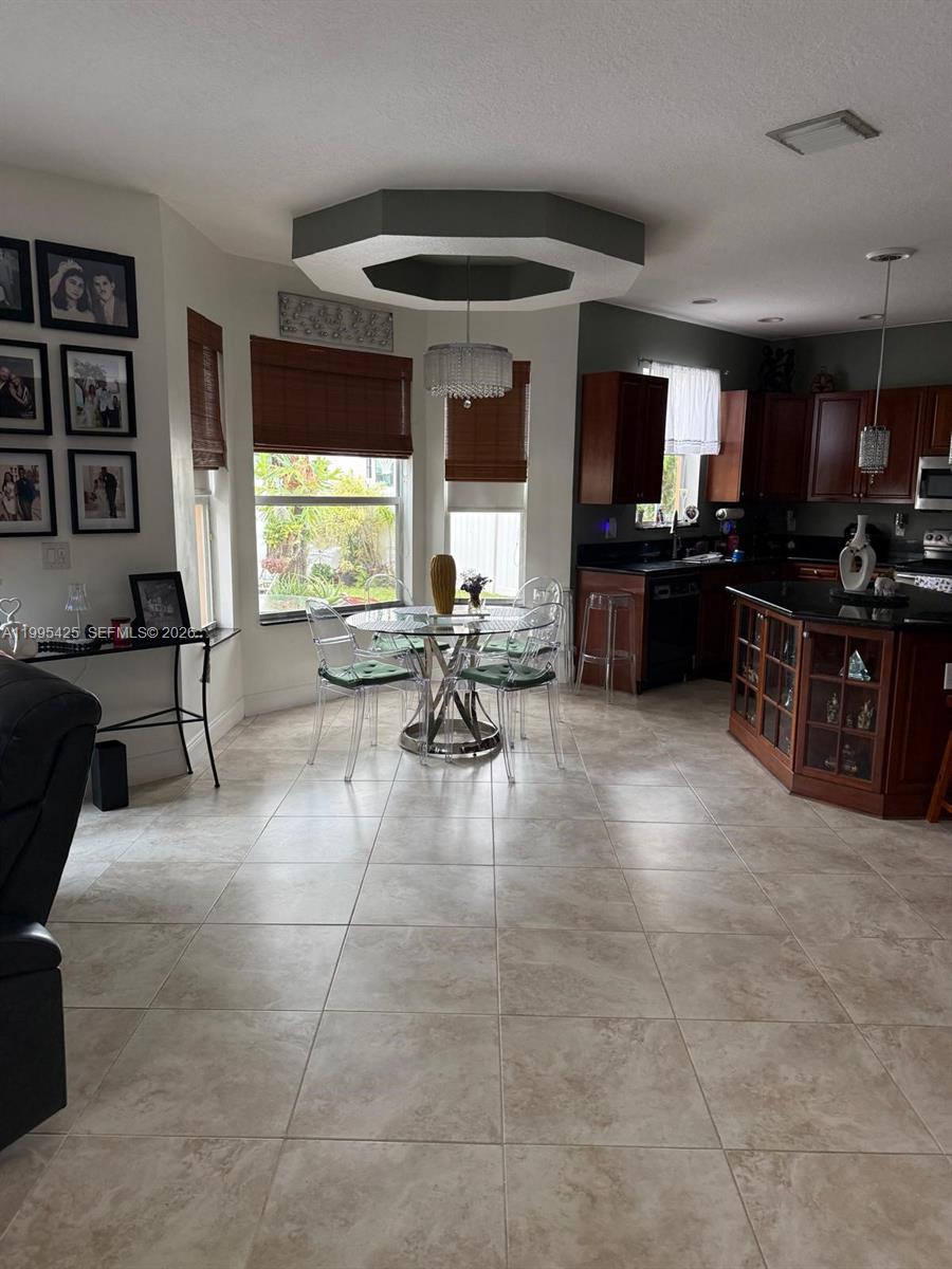 RIVIERA ISLES II - Residential