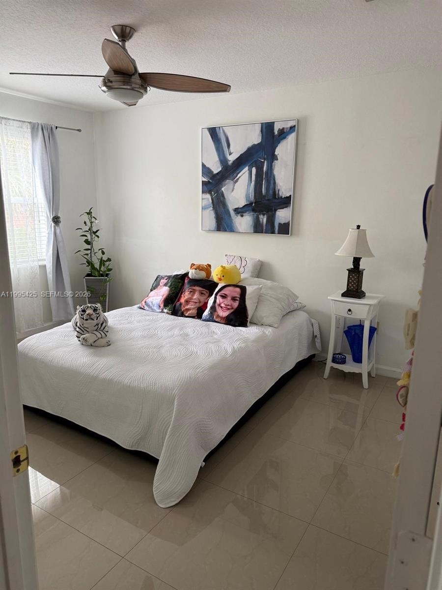 RIVIERA ISLES II - Residential