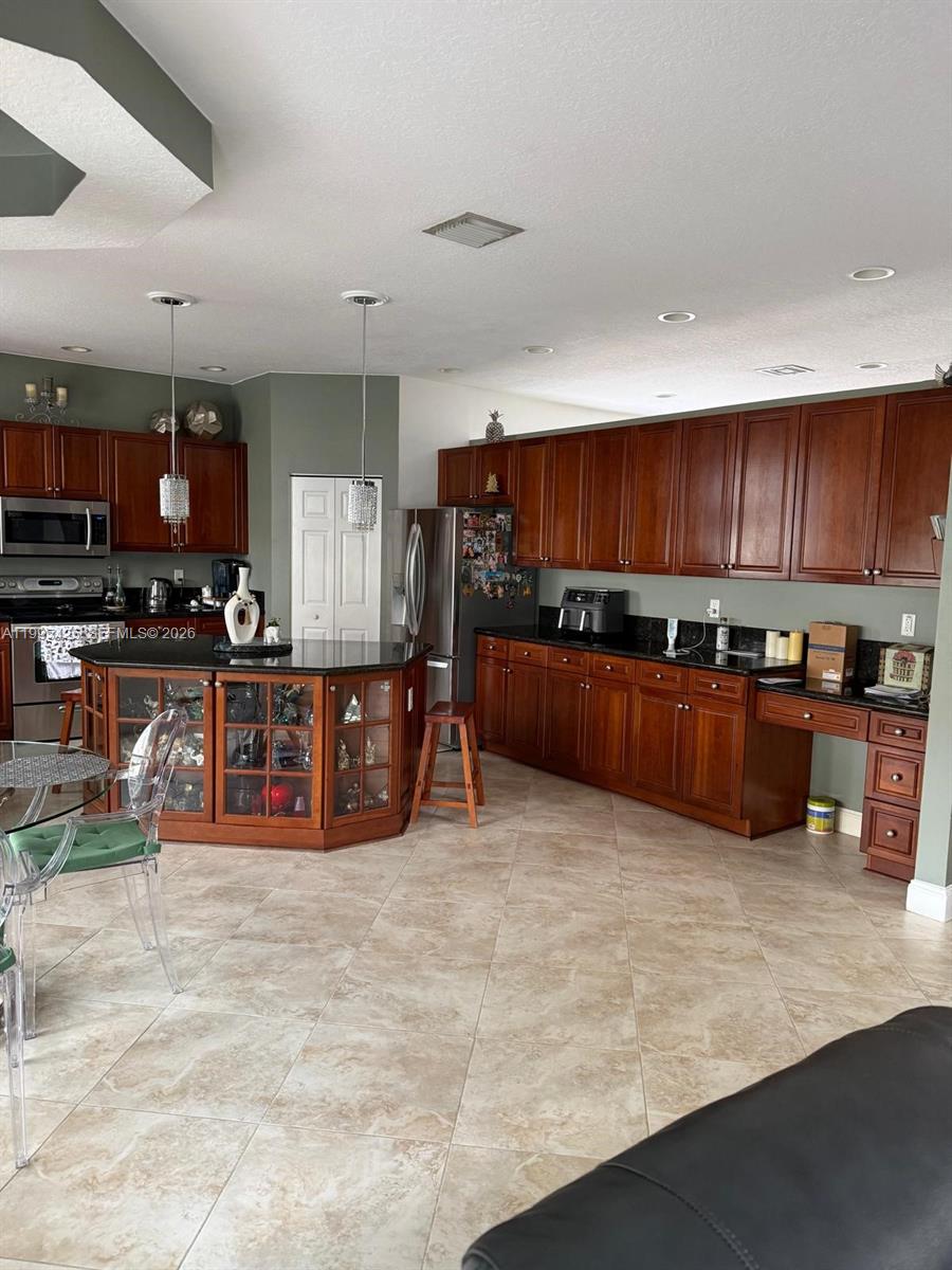 RIVIERA ISLES II - Residential