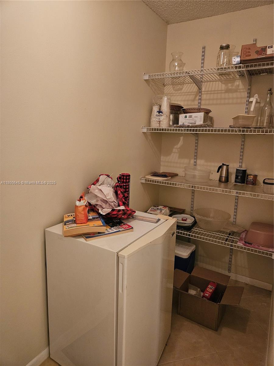 SABAL RIDGE CONDO - Residential