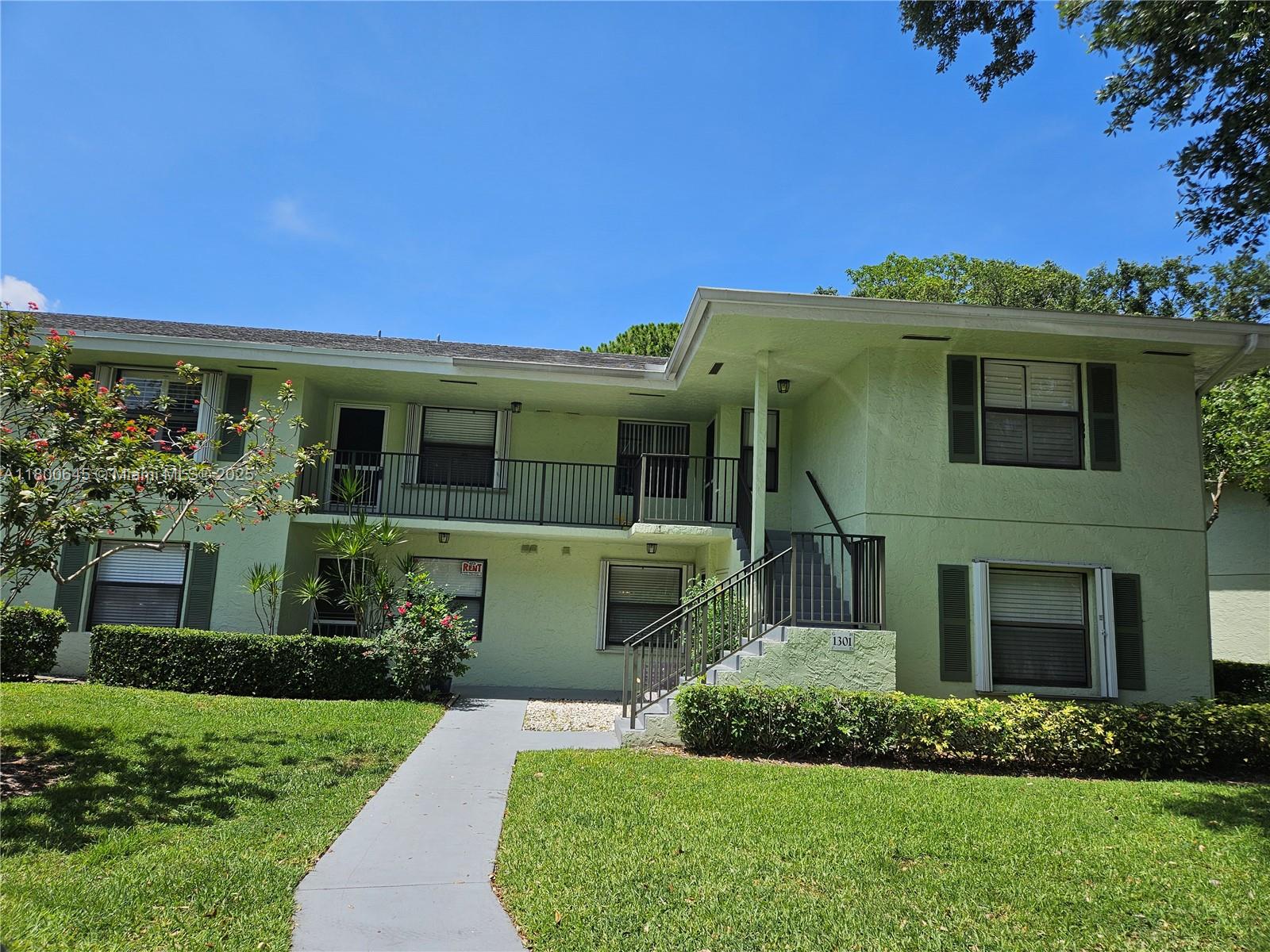 SABAL RIDGE CONDO - Residential