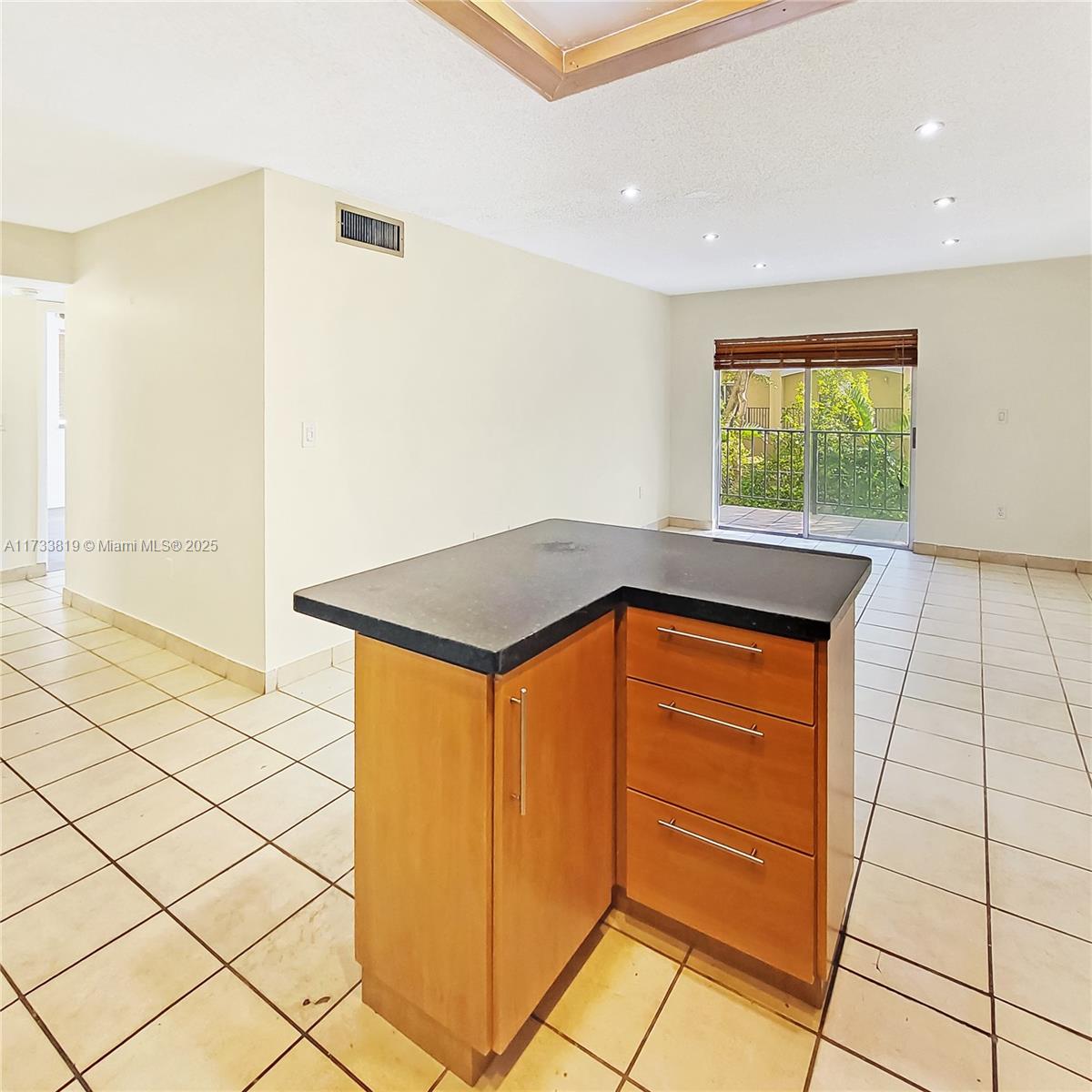 SOUTH SHORE CONDO - Residential