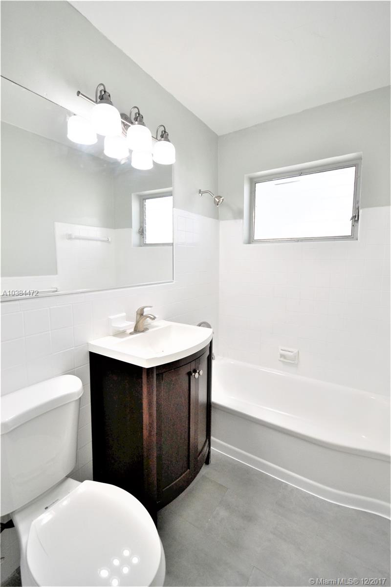 ALTOS DEL MAR NO 3 - Residential Lease