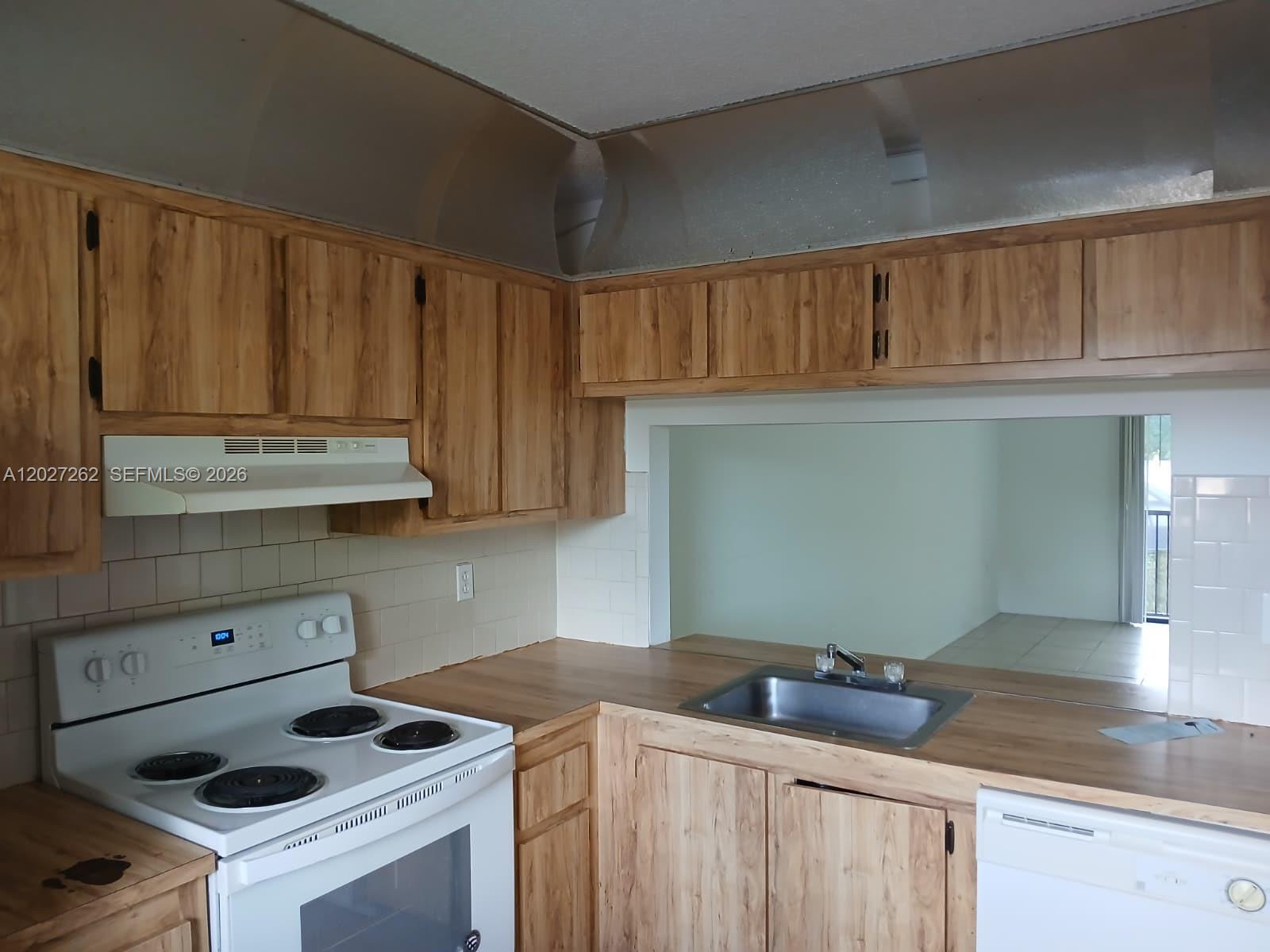 View photos, virtual tours, details... 9141 NW 1st Ct 204