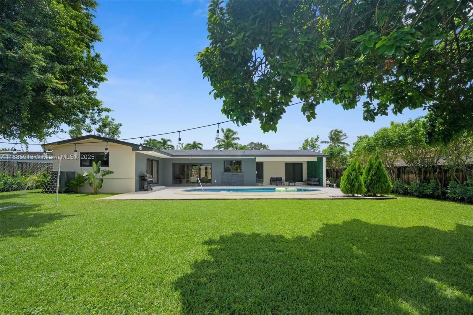 SKY LAKE - Residential