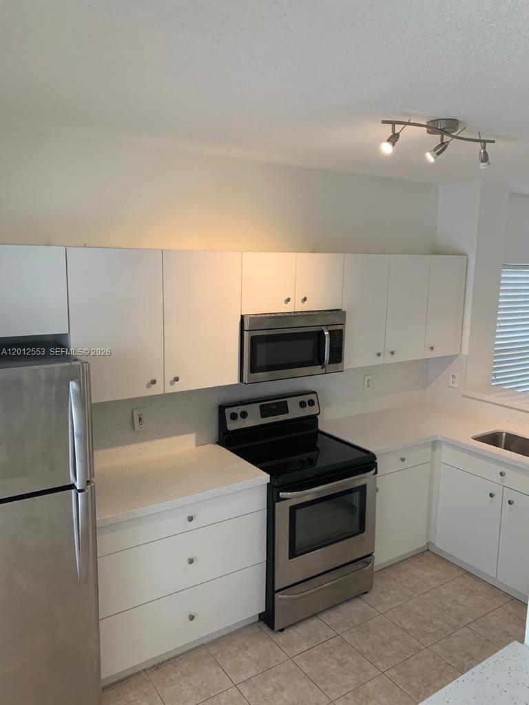 SMITHBROOKE - Residential Lease