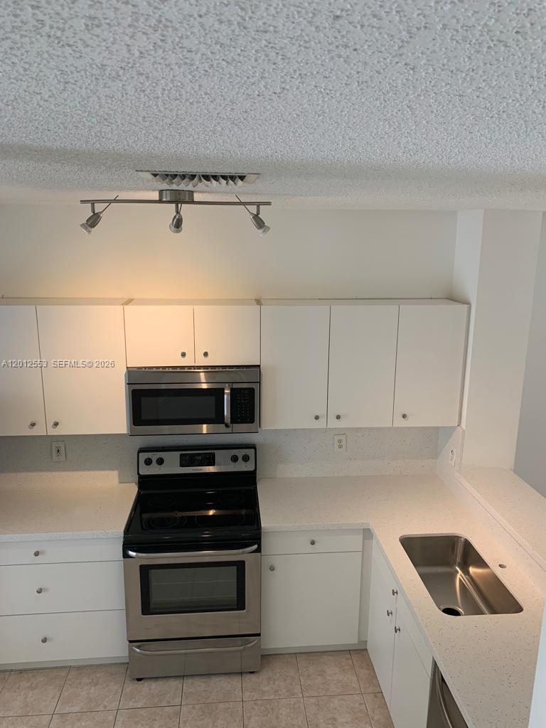 SMITHBROOKE - Residential Lease