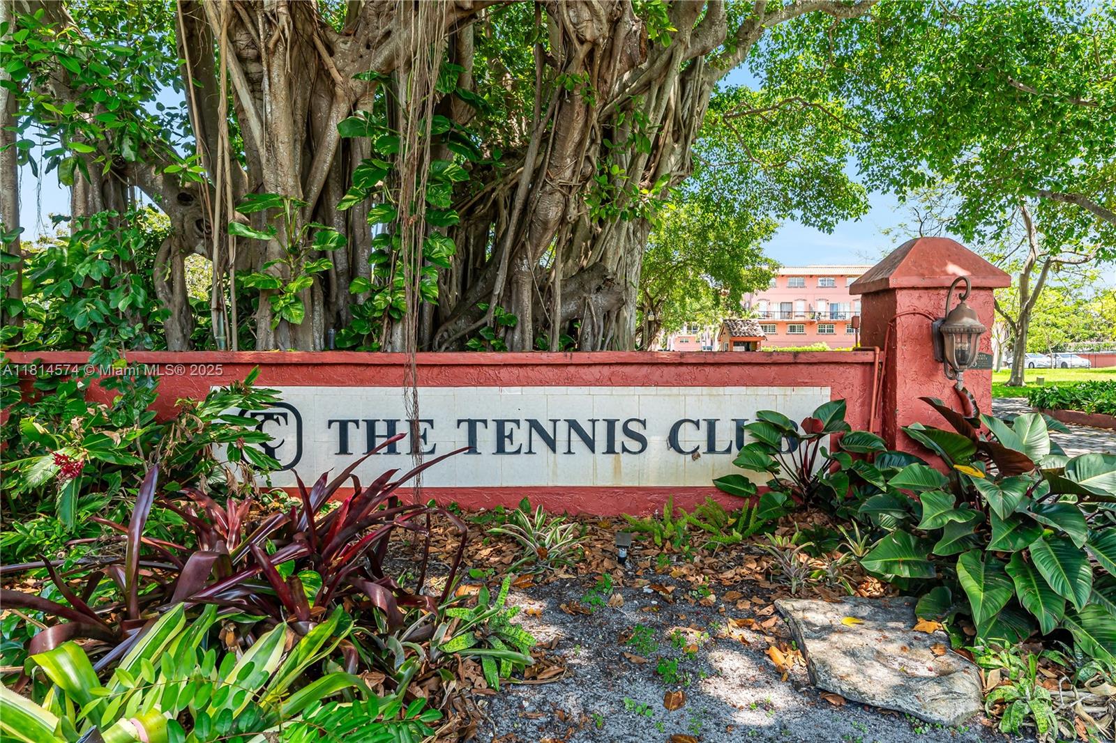 TENNIS CLUB BROOKS CONDO - Residential Lease
