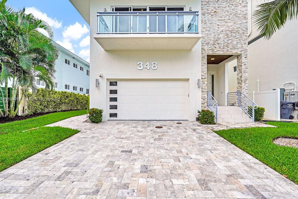 SEASIDE VILLAGE EAST COND - Residential Lease