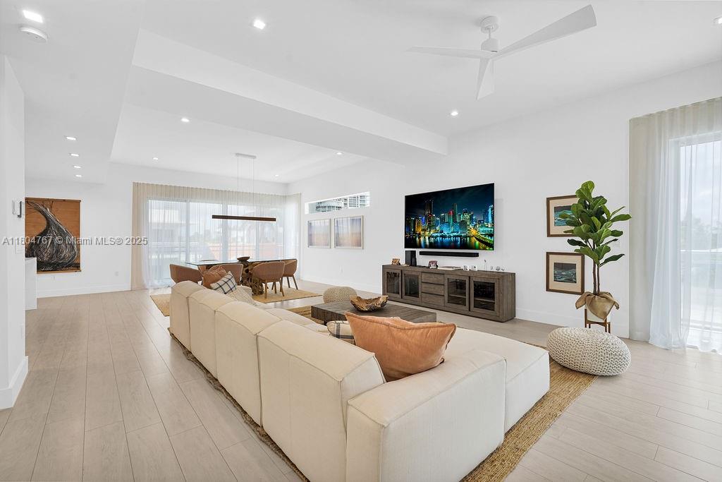 SEASIDE VILLAGE EAST COND - Residential Lease