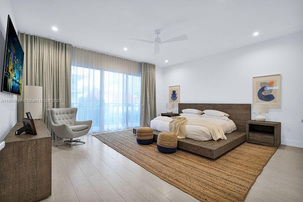 SEASIDE VILLAGE EAST COND - Residential Lease