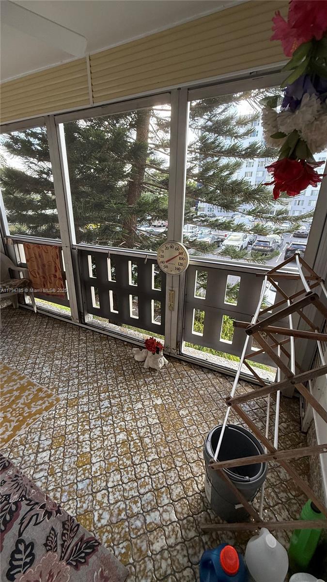 View photos, virtual tours, details... 4330 Hillcrest Dr 214