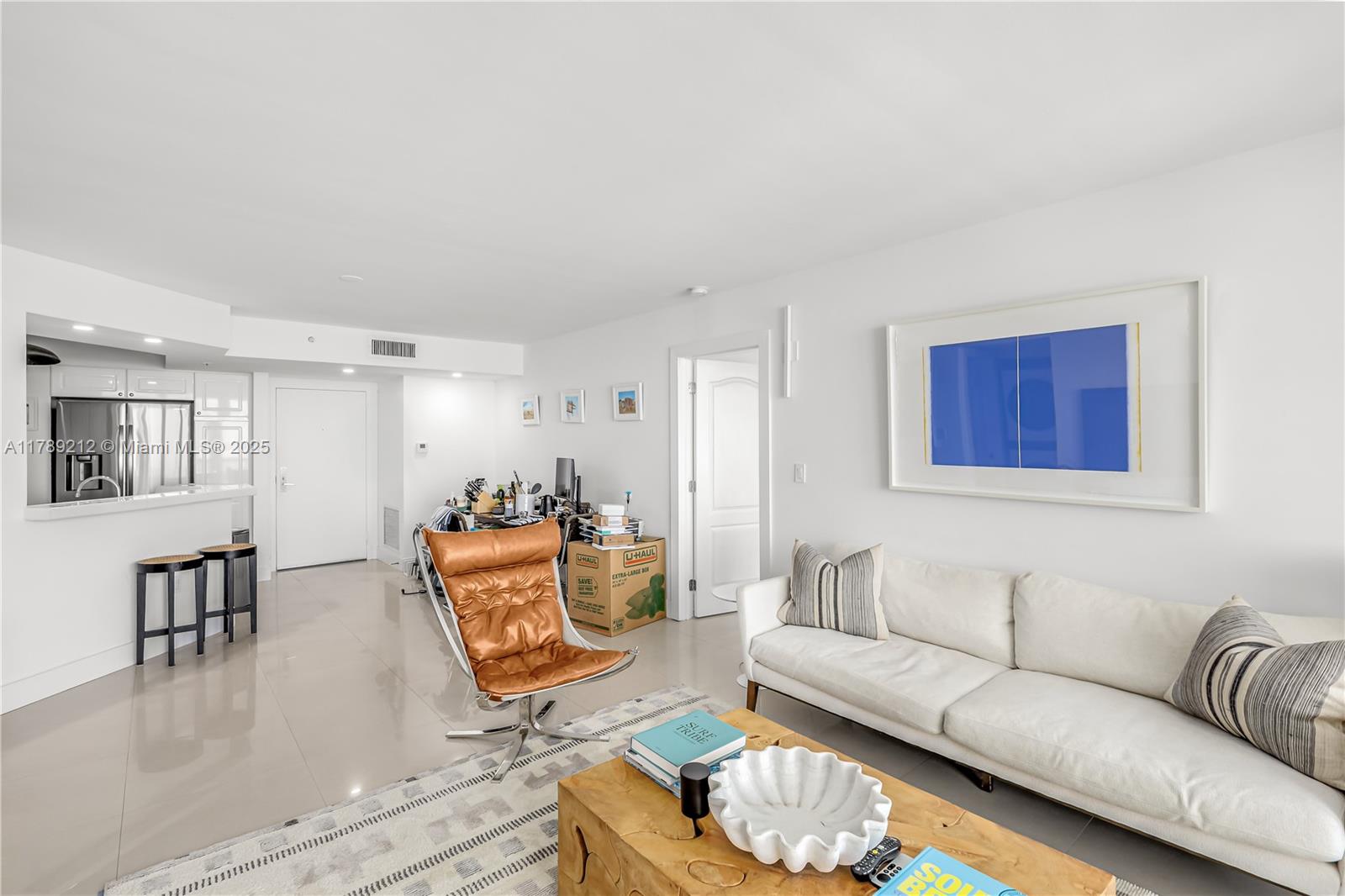 SUNSET HARBOUR SOUTH COND - Residential