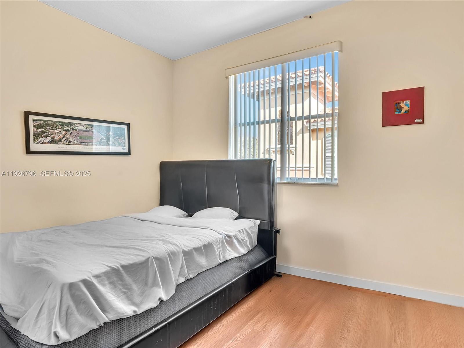 VILLAS AT HARBOR ISLES CO - Residential